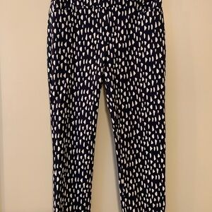 Chico's Black and White Patterned Cropped Pull on Pants